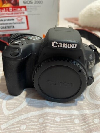 maquina-fotografica-canon-eos-200d-modelo-ds126671-big-0