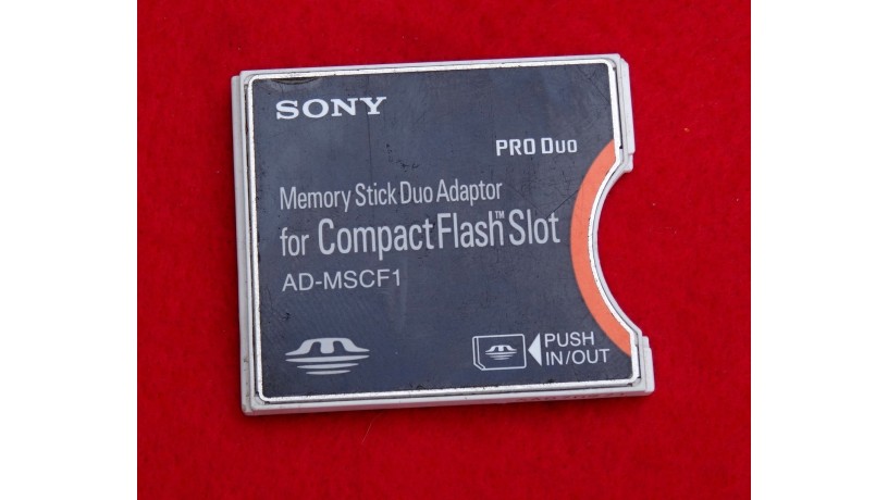 sony-ad-mscf1-adapter-pro-duo-auf-cf-1-big-0