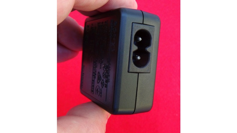 sony-ac-ub-10d-carregador-por-cameras-compactas-big-1