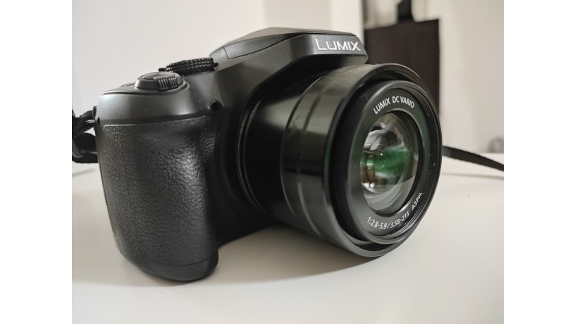 panasonic-lumix-dc-fz83-big-2