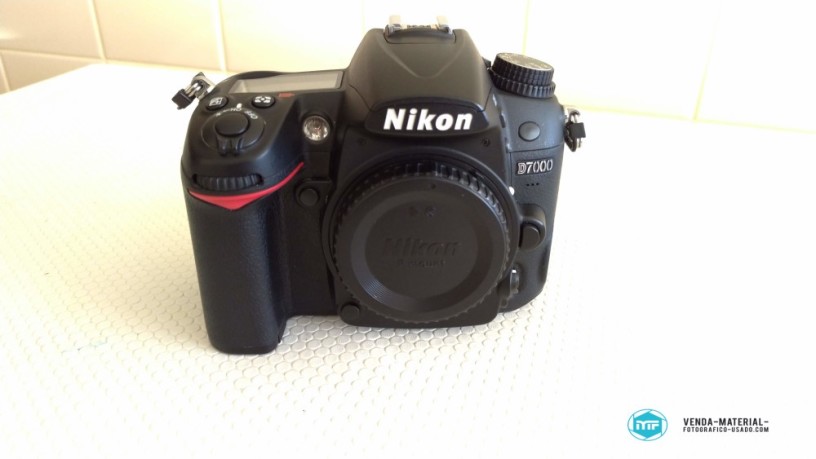 nikon-d7000-lente-nikon-18-105mm-big-2